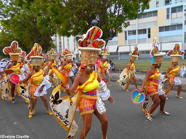 Carnaval de Guadeloupe un Dimanche Gras habituel à Pointe à Pitre